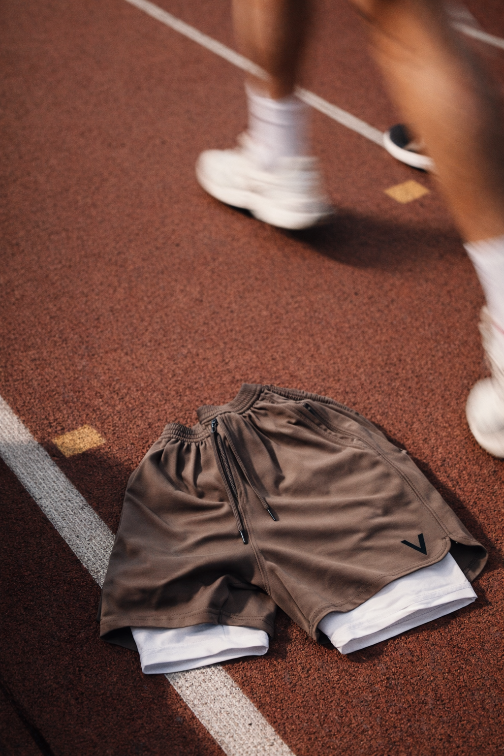 VÉR FORM - Core Short - DUST